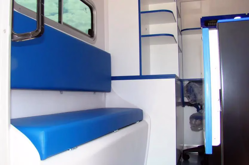 communications-unit-pod-interior-G2